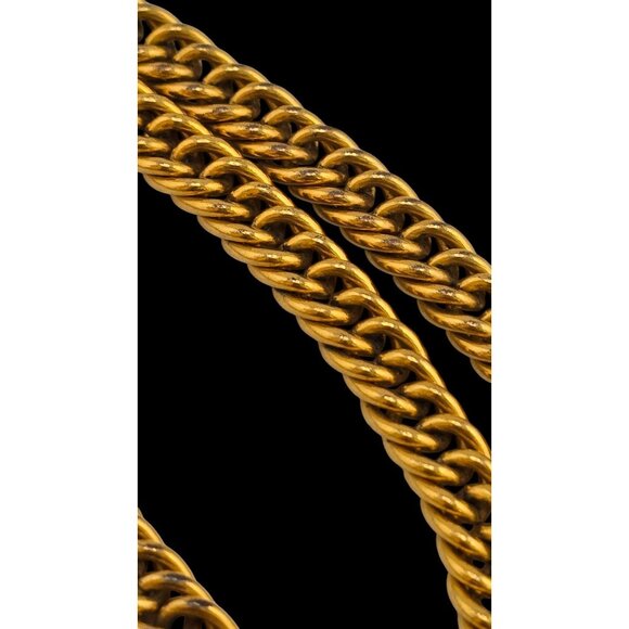 Authentic 1989 Season 26 Chanel 33" Gilt CC Logo Necklace - Picture 8 of 15